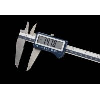 Skaitmeninis slankmatis su dideliu ekranu iš grūdinto nerūdijančio plieno Limit CDN 150 mm (280470303) - Skaitmeninis slankmatis su dideliu LCD ekranu ir 13 mm aukščio skaitmenimis leidžia greitai ir patogiai nuskaityti matavimo rezultatus.